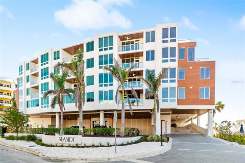 Condominio en Sarasota, Florida, 3 dormitorios № 2101676
