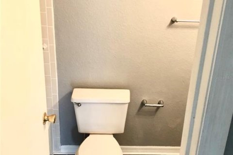 Condo in Orlando, Florida, 1 bedroom № 2111500 - photo 11