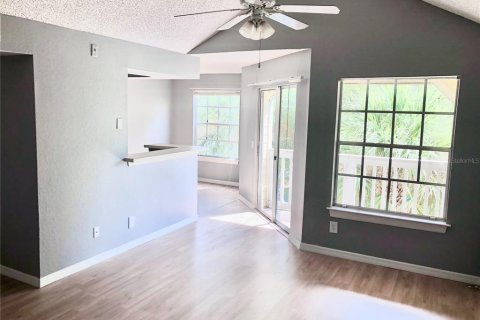Condo in Orlando, Florida, 1 bedroom № 2111500 - photo 3