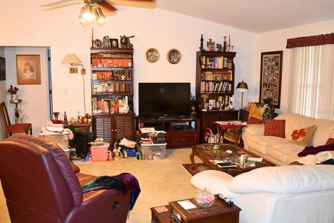 House in Ocala, Florida 2 bedrooms, 132.66 sq.m. № 1767039 - photo 10