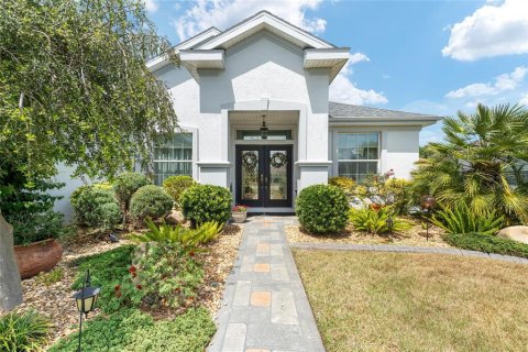 House in Summerfield, Florida 3 bedrooms, 197.51 sq.m. № 1620744 - photo 7