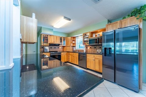 House in Palmetto, Florida 3 bedrooms, 199.74 sq.m. № 1789136 - photo 30