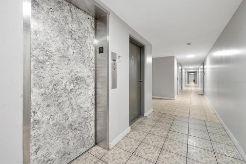 Condominio en alquiler en Orlando, Florida, 2 dormitorios, 70.7 m2 № 1723170 - foto 21