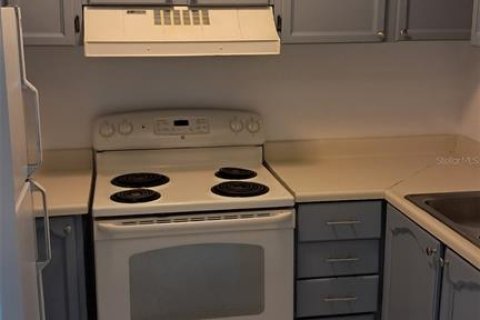 Condominio en alquiler en Orlando, Florida, 2 dormitorios, 70.7 m2 № 1723170 - foto 7