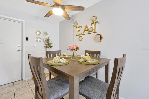 Condominio en alquiler en Orlando, Florida, 2 dormitorios, 70.7 m2 № 1723170 - foto 5