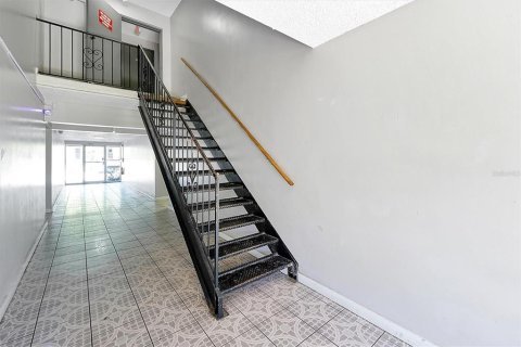 Condominio en alquiler en Orlando, Florida, 2 dormitorios, 70.7 m2 № 1723170 - foto 22