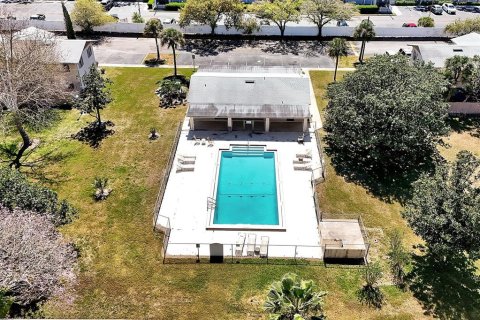 Condominio en alquiler en Orlando, Florida, 2 dormitorios, 70.7 m2 № 1723170 - foto 25