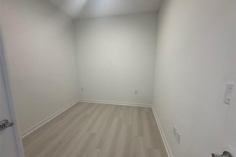Copropriété à louer à Orlando, Floride: 2 chambres, 95.04 m2 № 2406729 - photo 10