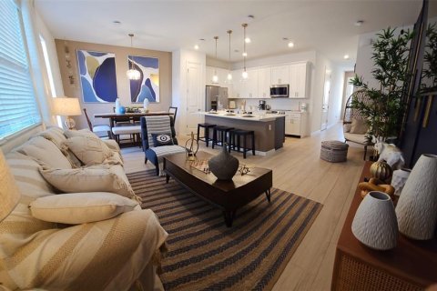 Снять в аренду таунхаус в Дэвенпорт, Флорида 3 комнаты, 150.69м2, № 1554564 - фото 6