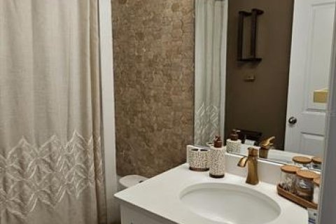 Снять в аренду таунхаус в Дэвенпорт, Флорида 3 комнаты, 150.69м2, № 1554564 - фото 10