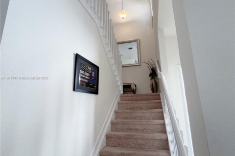 Casa en venta en Homestead, Florida, 3 dormitorios, 217.58 m2 № 2055011 - foto 12