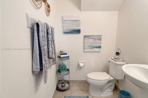 Casa en venta en Homestead, Florida, 3 dormitorios, 217.58 m2 № 2055011 - foto 11