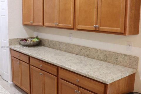 Casa en venta en Homestead, Florida, 3 dormitorios, 217.58 m2 № 2055011 - foto 9