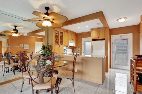 Copropriété à vendre à Lauderdale Lakes, Floride: 2 chambres, 87.7 m2 № 1864720 - photo 9