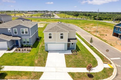 Casa en Haines City, Florida 4 dormitorios, 190.45 m2 № 2238328