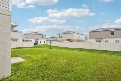 House in Haines City, Florida 4 bedrooms, 190.45 sq.m. № 2238328 - photo 10