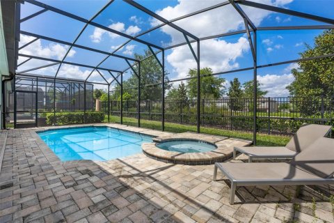 Casa en venta en Kissimmee, Florida, 7 dormitorios, 381.46 m2 № 1733961 - foto 6