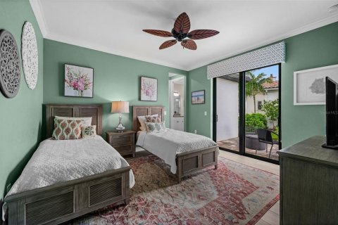 Villa ou maison à vendre à Cape Coral, Floride: 3 chambres, 230.77 m2 № 2417030 - photo 28