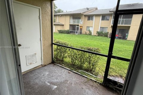 Copropriété à louer à Coral Springs, Floride: 3 chambres, 88.26 m2 № 1988531 - photo 11