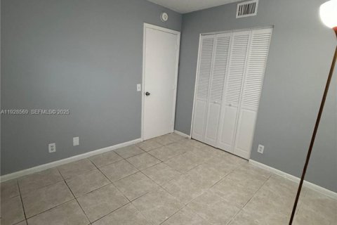 Copropriété à louer à Coral Springs, Floride: 3 chambres, 88.26 m2 № 1988531 - photo 7