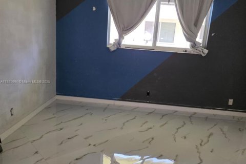 Condominio en alquiler en Hollywood, Florida, 1 dormitorio, 55.28 m2 № 1937251 - foto 8