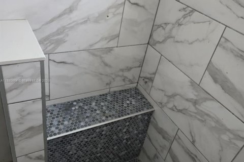Condominio en alquiler en Hollywood, Florida, 1 dormitorio, 55.28 m2 № 1937251 - foto 11