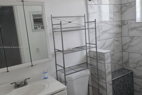Condominio en alquiler en Hollywood, Florida, 1 dormitorio, 55.28 m2 № 1937251 - foto 10