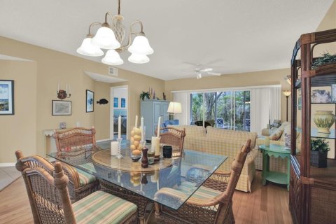 Condominio en venta en Largo, Florida, 2 dormitorios, 114.73 m2 № 2098244 - foto 7