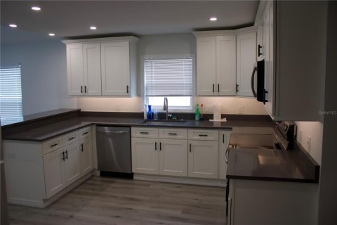 Villa ou maison à louer à Clearwater, Floride: 3 chambres, 123 m2 № 2100269 - photo 4