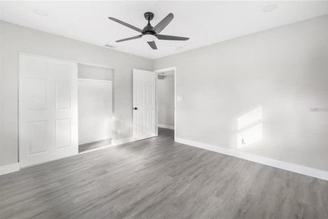Villa ou maison à louer à Seminole, Floride: 3 chambres, 148.27 m2 № 2149969 - photo 30