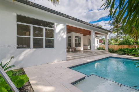Villa ou maison à vendre à Biscayne Park, Floride: 4 chambres, 290.13 m2 № 2079990 - photo 27