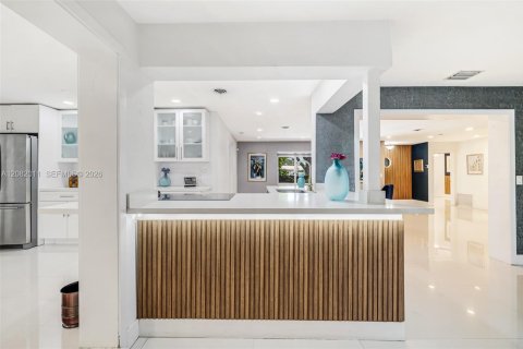 House in Fort Lauderdale, Florida 4 bedrooms, 203.83 sq.m. № 2343886 - photo 21