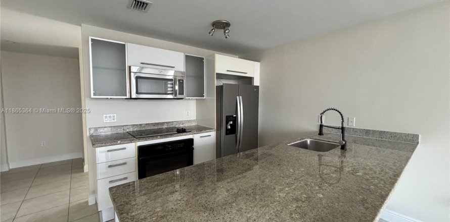Condo à Miami, Floride, 2 chambres № 1892926