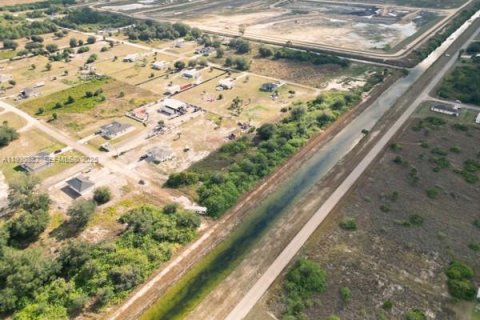 Terreno en venta en LaBelle, Florida № 1989700 - foto 6