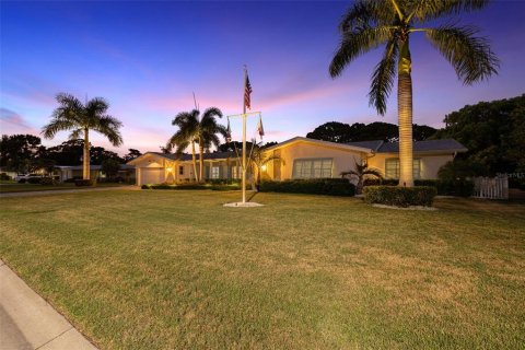 Casa en venta en Belleair, Florida, 3 dormitorios, 272.95 m2 № 2237000 - foto 27