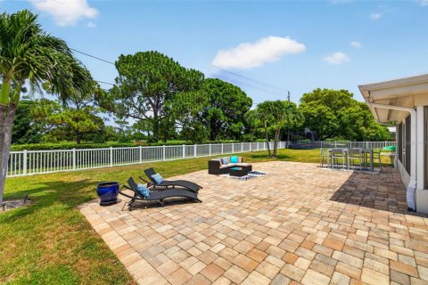 Casa en venta en Belleair, Florida, 3 dormitorios, 272.95 m2 № 2237000 - foto 25