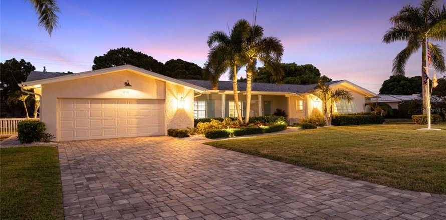 Casa en Belleair, Florida 3 dormitorios, 272.95 m2 № 2237000