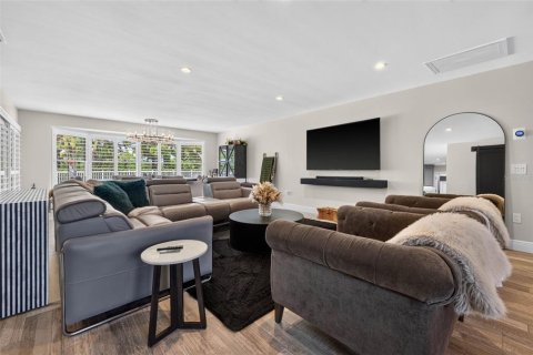 Casa en venta en Belleair, Florida, 3 dormitorios, 272.95 m2 № 2237000 - foto 4