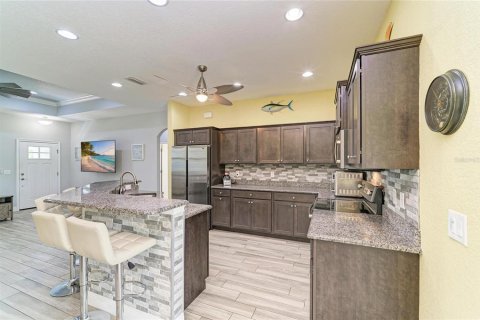 Villa ou maison à vendre à Port Charlotte, Floride: 3 chambres, 152.36 m2 № 2322871 - photo 4