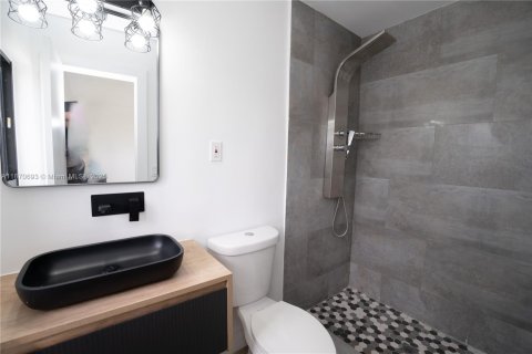 Купить виллу или дом в Майами, Флорида 3 спальни, 109.25м2, № 1979125 - фото 19