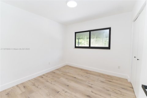 Купить виллу или дом в Майами, Флорида 3 спальни, 109.25м2, № 1979125 - фото 11