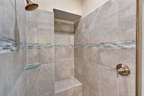 Townhouse in Ormond Beach, Florida 3 bedrooms, 198.53 sq.m. № 2101654 - photo 16
