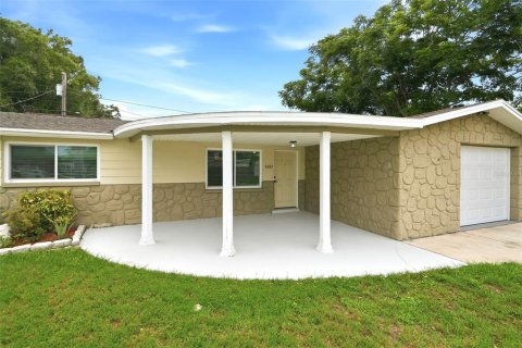 Casa en venta en New Port Richey, Florida, 3 dormitorios, 128.11 m2 № 2200681 - foto 3