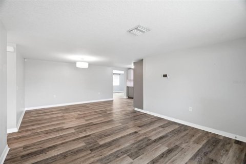 Casa en venta en New Port Richey, Florida, 3 dormitorios, 128.11 m2 № 2200681 - foto 7