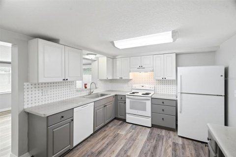 Casa en venta en New Port Richey, Florida, 3 dormitorios, 128.11 m2 № 2200681 - foto 12