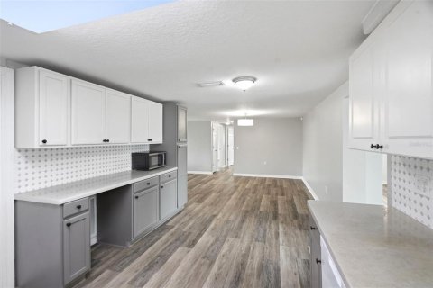 Casa en venta en New Port Richey, Florida, 3 dormitorios, 128.11 m2 № 2200681 - foto 18