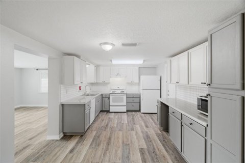 Casa en venta en New Port Richey, Florida, 3 dormitorios, 128.11 m2 № 2200681 - foto 11