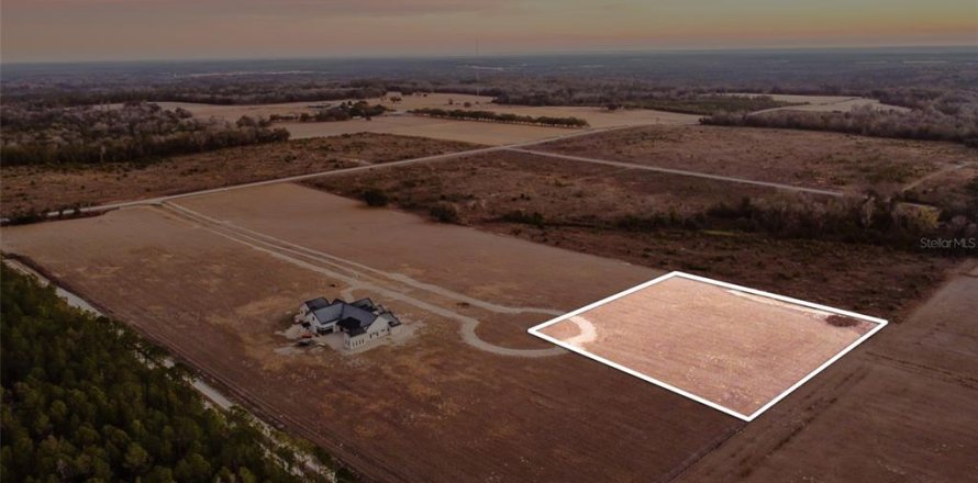 Land in Brooksville, Florida № 2143494