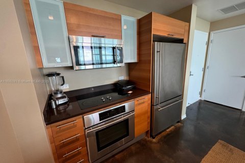 Купить кондоминиум в Майами, Флорида 60.85м2, № 2039621 - фото 5