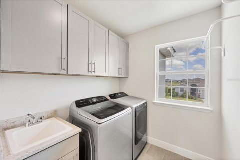 Villa ou maison à louer à Bradenton, Floride: 4 chambres, 256.04 m2 № 1880679 - photo 28